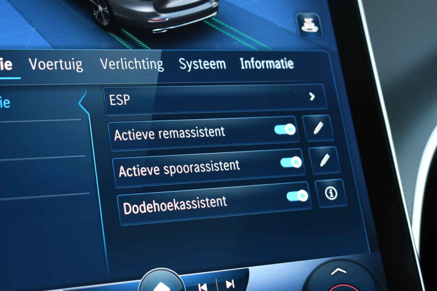 Mercedes-Benz C-Klasse Estate 300 e AMG Pano Distr Trekh HUD 360 Night Massage