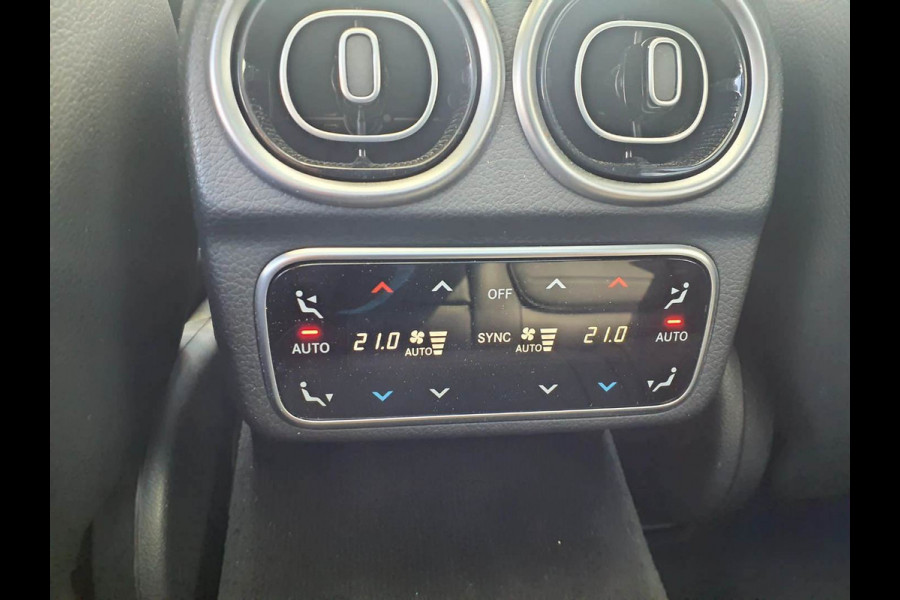 Mercedes-Benz C-Klasse Estate 300 e AMG Pano Distr Trekh HUD 360 Night Massage