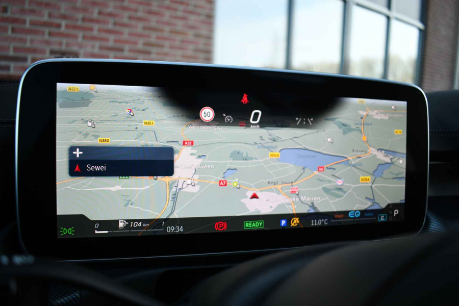 Mercedes-Benz C-Klasse Estate 300 e AMG Pano Distr Trekh HUD 360 Night Massage