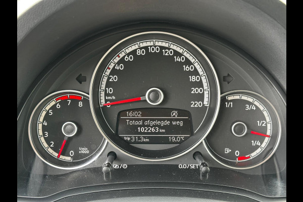 Volkswagen High up! 1.0 TSI Colour Beats Clima Cruise MF 16''
