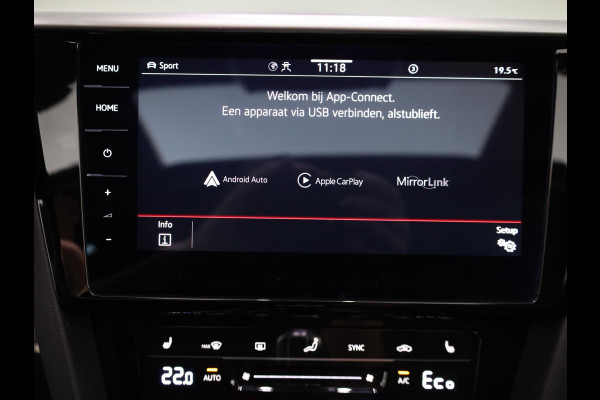 Volkswagen Arteon Shooting Brake 1.4 TSI eHybrid R-Line Business 218 pk Automaat (DSG) | Verlengde garantie | Navigatie | Panoramadak | Parkeersensoren (Park assist) | Achteruitrijcamera | Lederen bekleding |