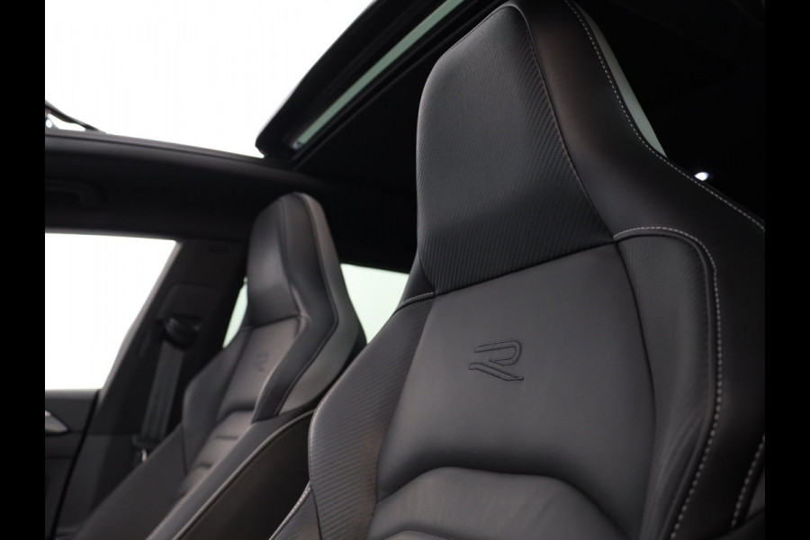 Volkswagen Arteon Shooting Brake 1.4 TSI eHybrid R-Line Business 218 pk Automaat (DSG) | Verlengde garantie | Navigatie | Panoramadak | Parkeersensoren (Park assist) | Achteruitrijcamera | Lederen bekleding |