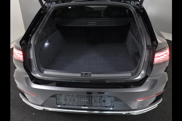 Volkswagen Arteon Shooting Brake 1.4 TSI eHybrid R-Line Business 218 pk Automaat (DSG) | Verlengde garantie | Navigatie | Panoramadak | Parkeersensoren (Park assist) | Achteruitrijcamera | Lederen bekleding |