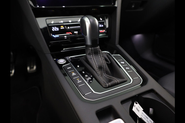 Volkswagen Arteon Shooting Brake 1.4 TSI eHybrid R-Line Business 218 pk Automaat (DSG) | Verlengde garantie | Navigatie | Panoramadak | Parkeersensoren (Park assist) | Achteruitrijcamera | Lederen bekleding |