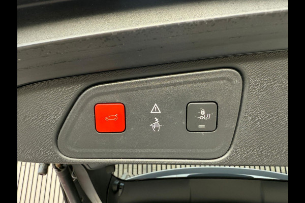 Peugeot 3008 1.6 GT Line - Leer - Camera - Carplay - Led