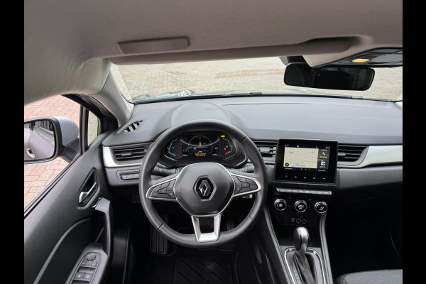 Renault Captur 1.6 E-Tech full hybrid 145 Equilibre Trekhaak/ Navi / Clima / P-sensor