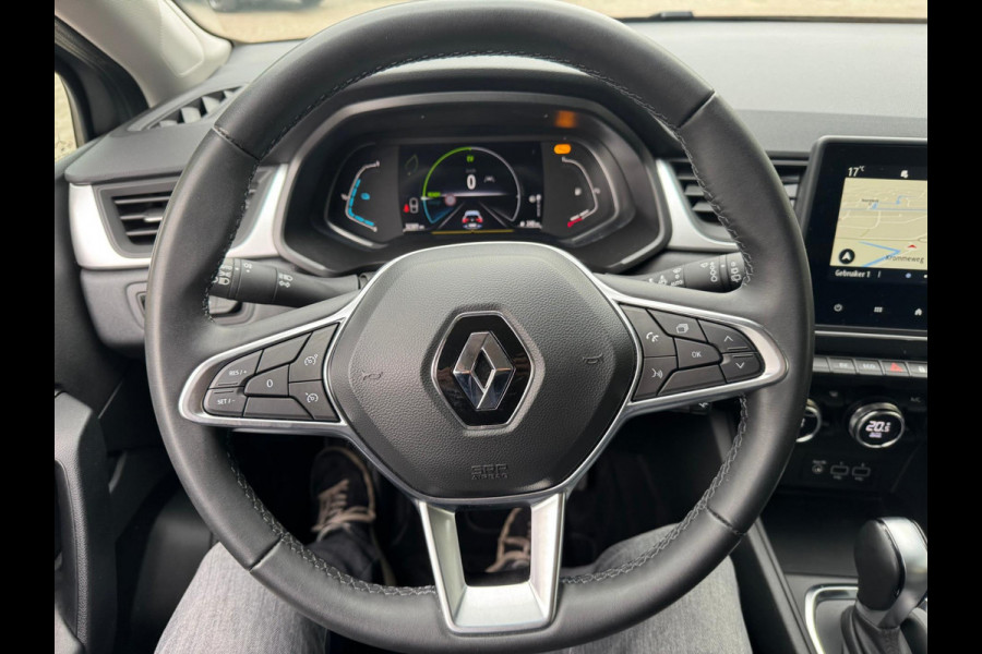 Renault Captur 1.6 E-Tech full hybrid 145 Equilibre Trekhaak/ Navi / Clima / P-sensor