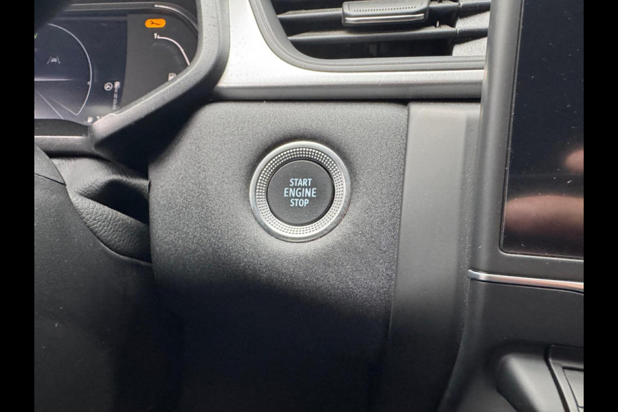 Renault Captur 1.6 E-Tech full hybrid 145 Equilibre Trekhaak/ Navi / Clima / P-sensor