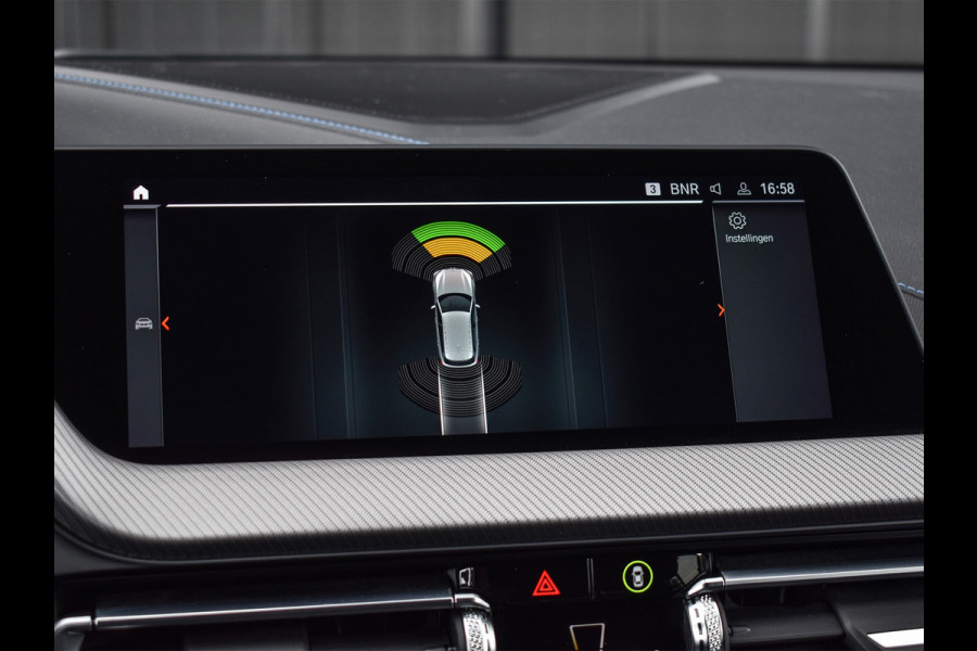 BMW 1-serie 118i EXECUTIVE EDITION | M-SPORT | AMBIANCE INTERIEUR | FULL-LED | TREKHAAK | CARPLAY | 19 INCH | M-SPORT BRAKE | DAB+ | SHADOW-