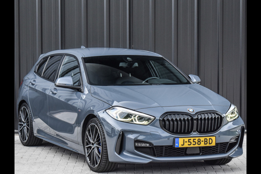 BMW 1-serie 118i EXECUTIVE EDITION | M-SPORT | AMBIANCE INTERIEUR | FULL-LED | TREKHAAK | CARPLAY | 19 INCH | M-SPORT BRAKE | DAB+ | SHADOW-