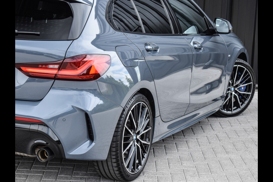 BMW 1-serie 118i EXECUTIVE EDITION | M-SPORT | AMBIANCE INTERIEUR | FULL-LED | TREKHAAK | CARPLAY | 19 INCH | M-SPORT BRAKE | DAB+ | SHADOW-