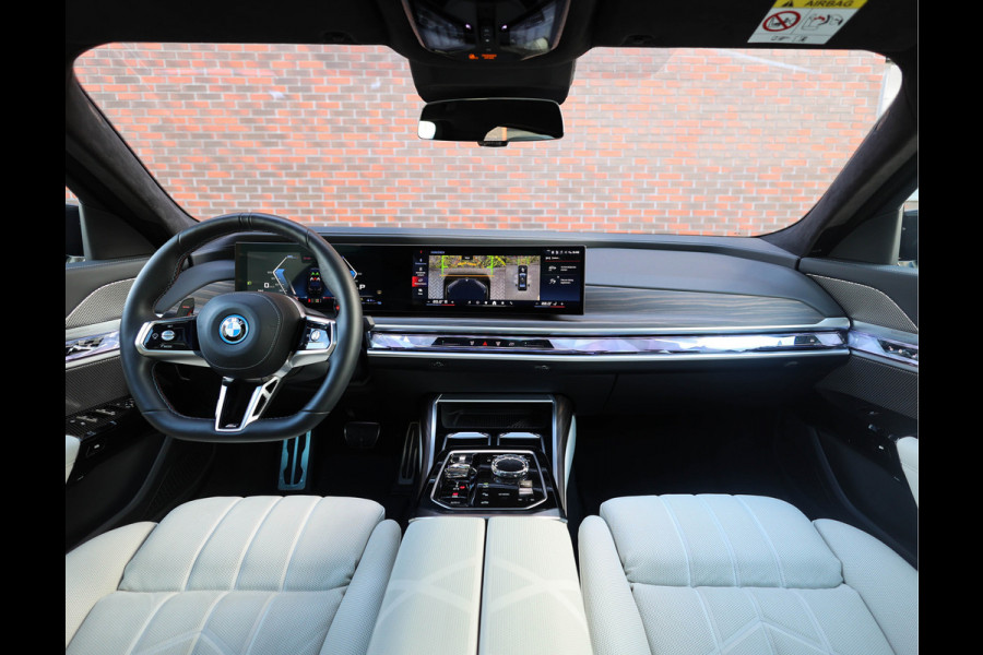 BMW 7 Serie M760e xDrive *SkyLounge*Executive*Bow&Wil*