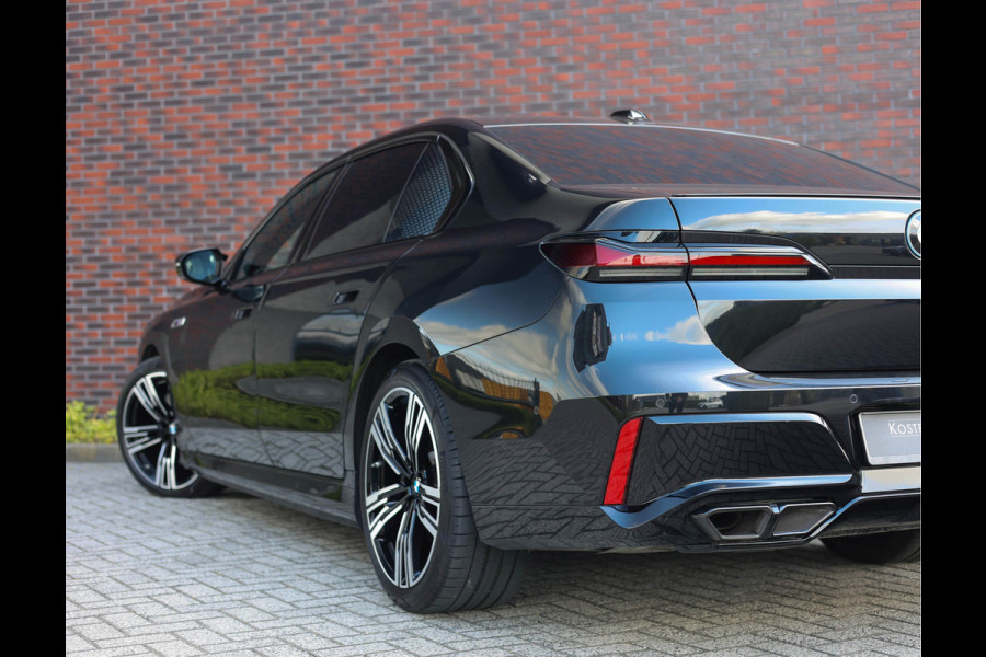 BMW 7 Serie M760e xDrive *SkyLounge*Executive*Bow&Wil*