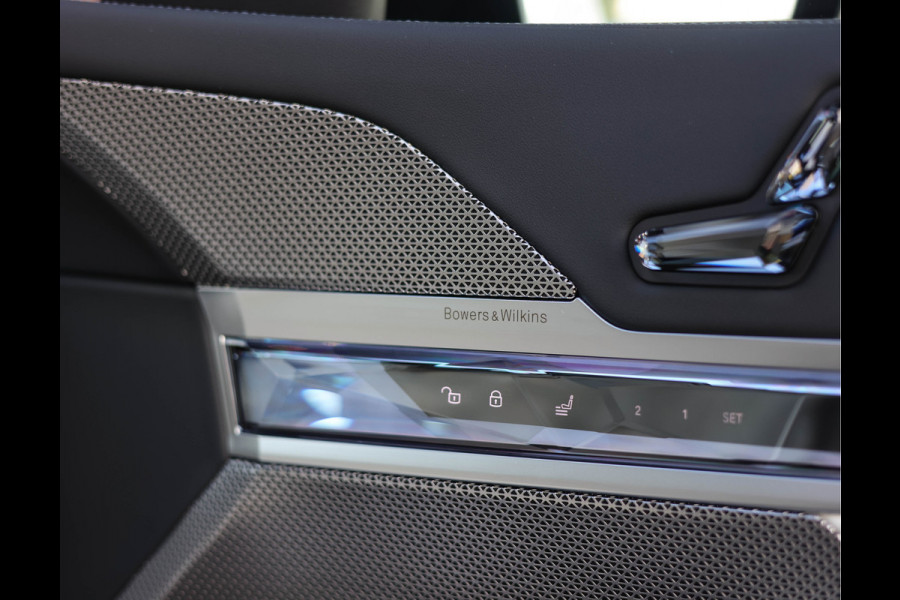 BMW 7 Serie M760e xDrive *SkyLounge*Executive*Bow&Wil*