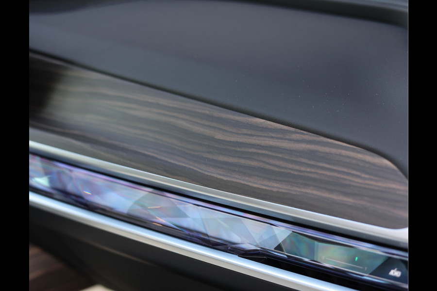 BMW 7 Serie M760e xDrive *SkyLounge*Executive*Bow&Wil*
