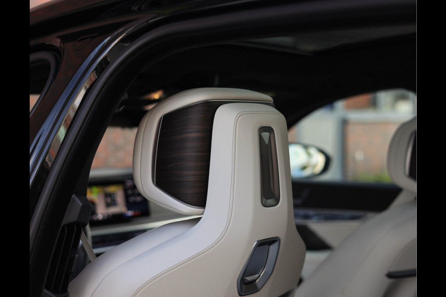 BMW 7 Serie M760e xDrive *SkyLounge*Executive*Bow&Wil*