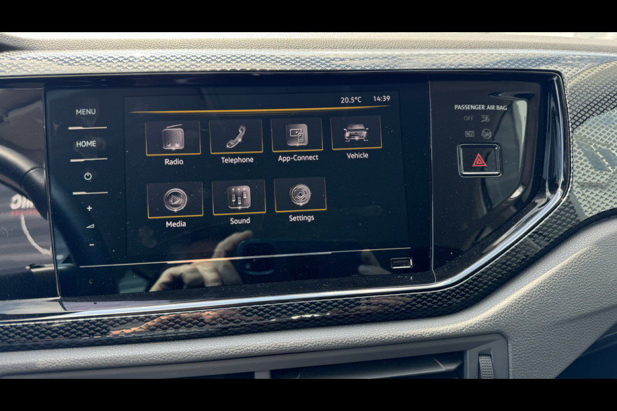 Volkswagen Polo 1.0 TSI Style DSG | Carplay | Camera | Navi