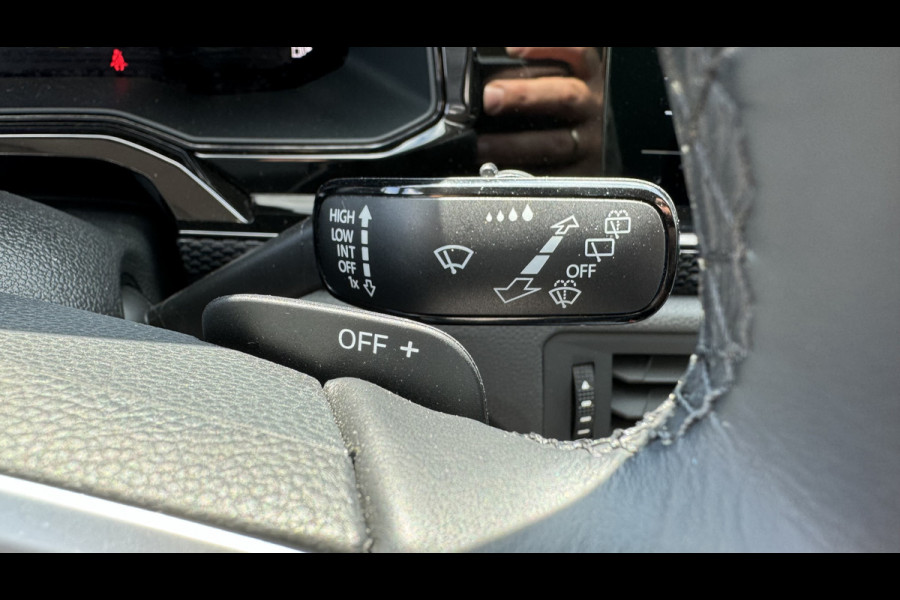 Volkswagen Polo 1.0 TSI Style DSG | Carplay | Camera | Navi