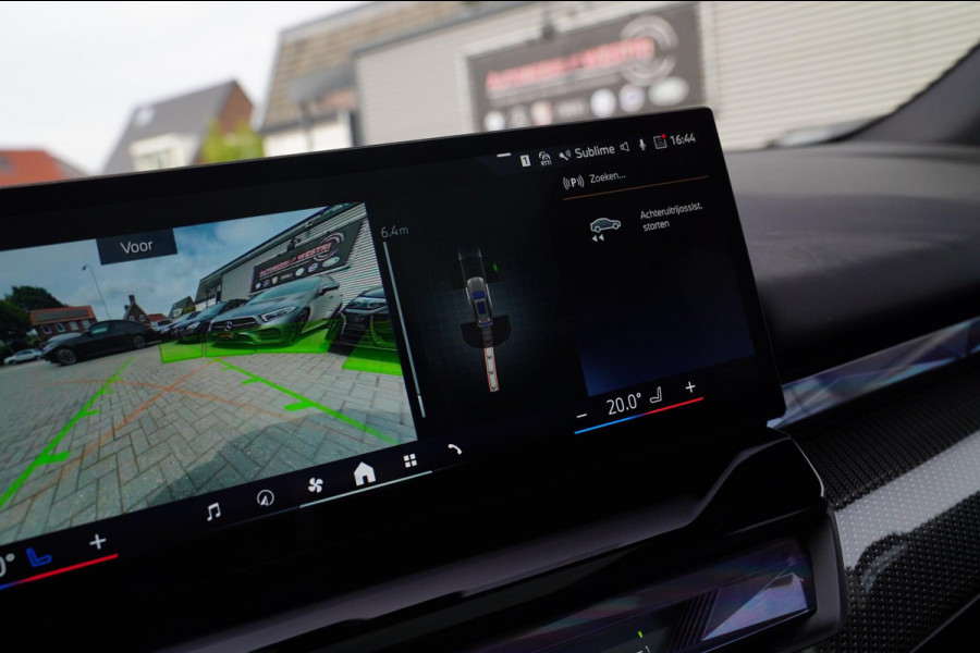 BMW i5 I5 eDrive40 M-pakket | Iconic Glow | Stoelkoeling | Panorama | BMW Driving Assistant| Harman/Kardon | 340PK | Swarovski |