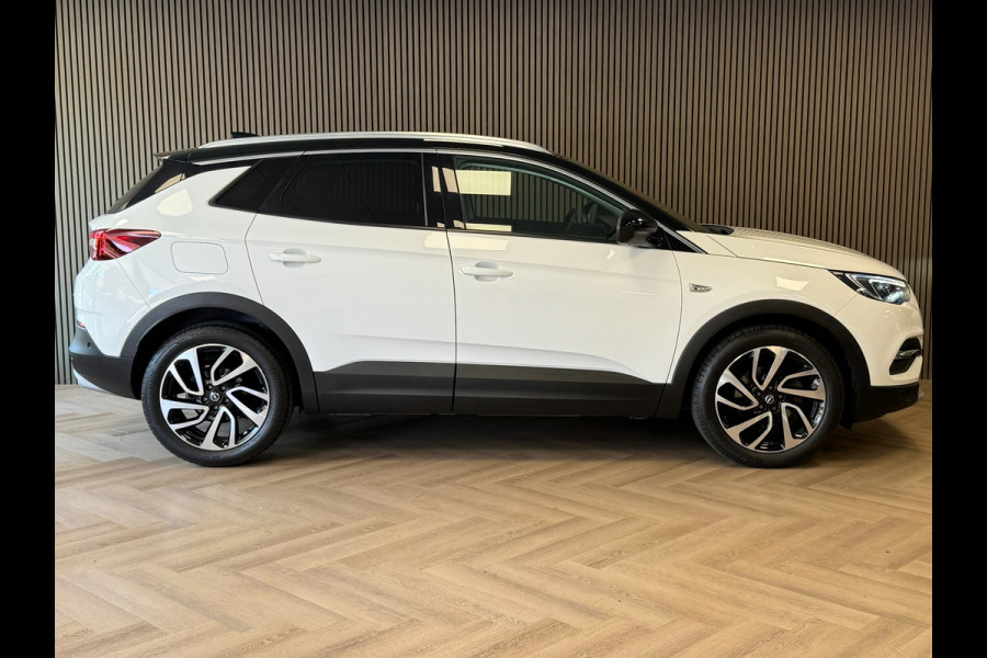 Opel Grandland X Turbo 1.2 Ultimate APPLE CARPLAY LANE-ASSIST NAVIGATIE CAMERA LEDER CRUISE AIRCO PDC STOEL/ STUURVERWARMING