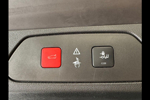 Opel Grandland X Turbo 1.2 Ultimate APPLE CARPLAY LANE-ASSIST NAVIGATIE CAMERA LEDER CRUISE AIRCO PDC STOEL/ STUURVERWARMING