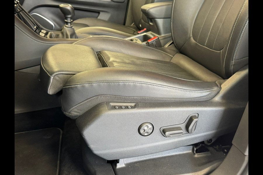 Opel Grandland X Turbo 1.2 Ultimate APPLE CARPLAY LANE-ASSIST NAVIGATIE CAMERA LEDER CRUISE AIRCO PDC STOEL/ STUURVERWARMING