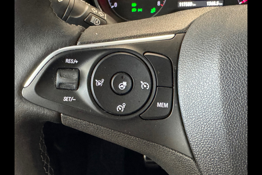 Opel Grandland X Turbo 1.2 Ultimate APPLE CARPLAY LANE-ASSIST NAVIGATIE CAMERA LEDER CRUISE AIRCO PDC STOEL/ STUURVERWARMING
