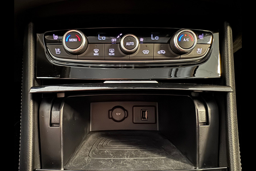Opel Grandland X Turbo 1.2 Ultimate APPLE CARPLAY LANE-ASSIST NAVIGATIE CAMERA LEDER CRUISE AIRCO PDC STOEL/ STUURVERWARMING