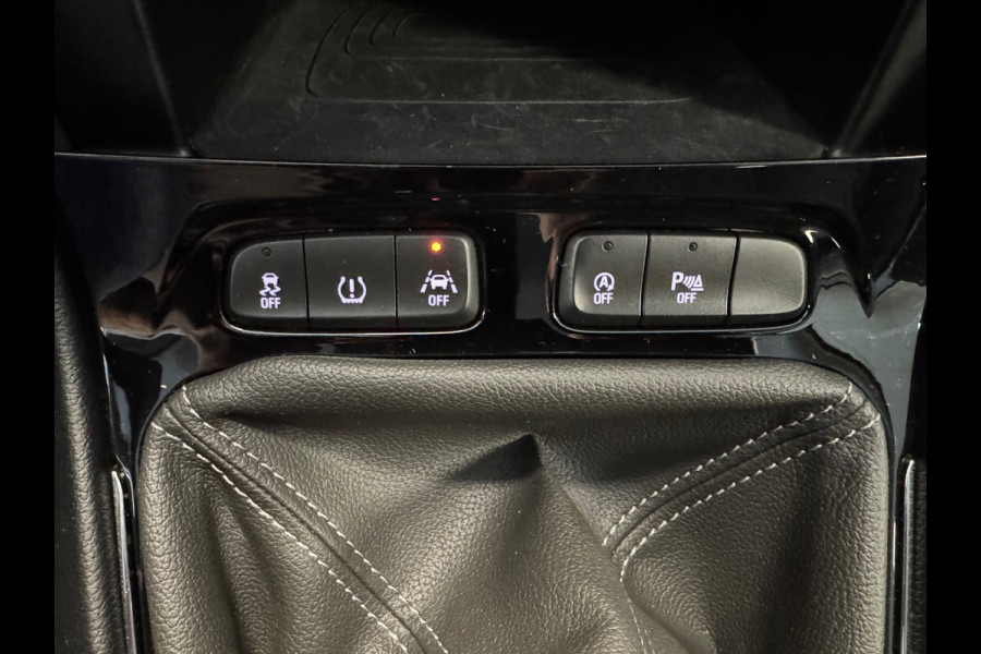 Opel Grandland X Turbo 1.2 Ultimate APPLE CARPLAY LANE-ASSIST NAVIGATIE CAMERA LEDER CRUISE AIRCO PDC STOEL/ STUURVERWARMING