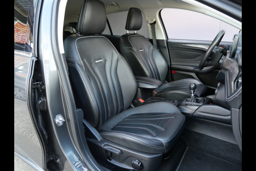 Ford FOCUS Wagon 1.0 ECOBOOST VIGNALE | LED | H.U.D. | LEER | STOEL+STUUR VERW | BTW-AUTO!!