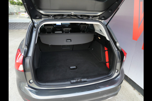 Ford FOCUS Wagon 1.0 ECOBOOST VIGNALE | LED | H.U.D. | LEER | STOEL+STUUR VERW | BTW-AUTO!!