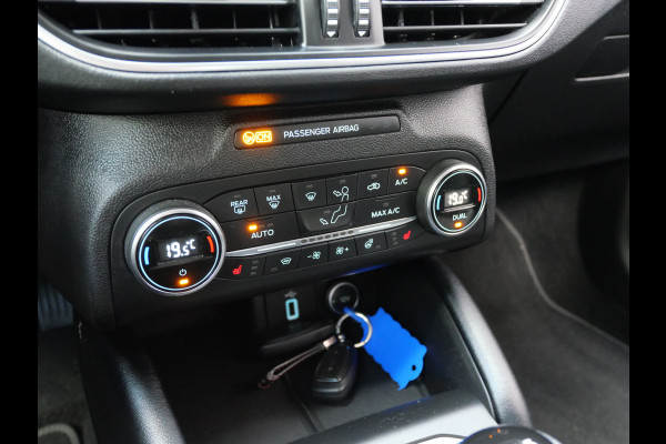 Ford FOCUS Wagon 1.0 ECOBOOST VIGNALE | LED | H.U.D. | LEER | STOEL+STUUR VERW | BTW-AUTO!!