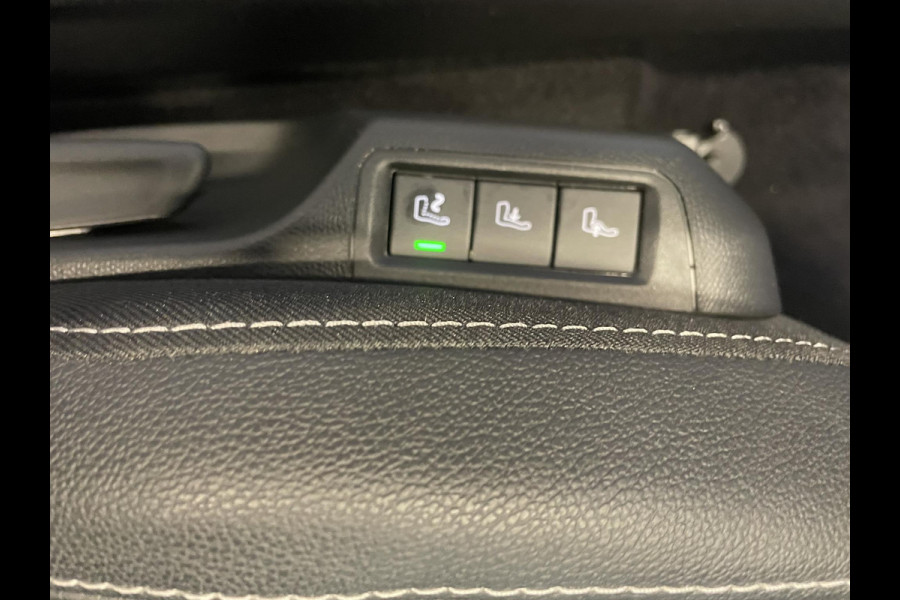 Opel Mokka 1.2 130pk Turbo Automaat Ultimate Navigatie Apple Carplay/Android Auto Camera Parkeersensoren achter Crusie Control Stoel-en stuurverwarming Ledverlichting Getinte ramen Climate Control