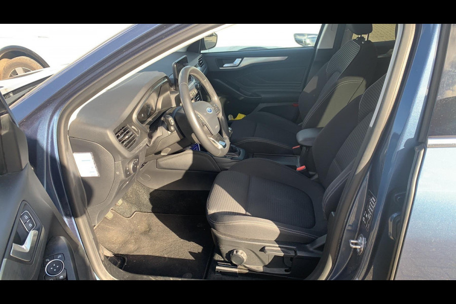 Ford FOCUS Wagon 1.0 EcoBoost Titanium Business 125pk | Full LLED | Winterpack | SYNC 3 Navigatie