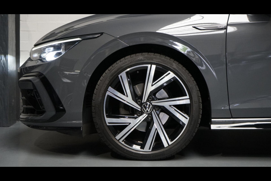 Volkswagen Golf VIII 1.5 eTSI R-Line ACC-AMBIANCE-CAMERA-HARMAN KARDON-IQ LIGHT-PANORAMA-NAVIGATIE
