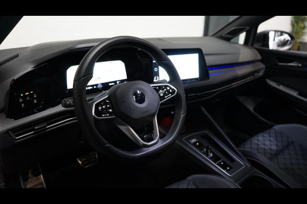 Volkswagen Golf VIII 1.5 eTSI R-Line ACC-AMBIANCE-CAMERA-HARMAN KARDON-IQ LIGHT-PANORAMA-NAVIGATIE