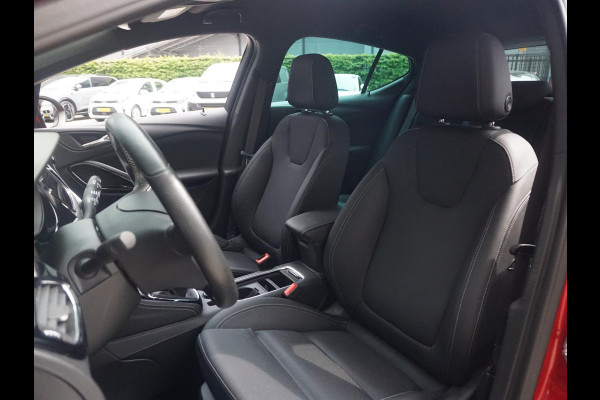 Opel Astra 1.2 Turbo 130 Pk Elegance | Navigatie Pro | Lederen bekleding | Winterpack | Climate Control | Parkeersensoren/Camera  | Privacy Glass |  Carplay/AndroidAuto |