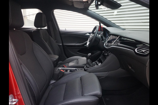 Opel Astra 1.2 Turbo 130 Pk Elegance | Navigatie Pro | Lederen bekleding | Winterpack | Climate Control | Parkeersensoren/Camera  | Privacy Glass |  Carplay/AndroidAuto |
