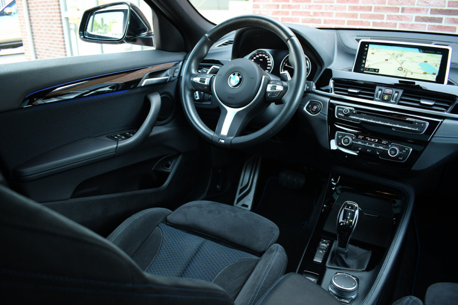 BMW X2 sDrive20i 192pk M-Sport X Pano HUD 19inch Adp-LED El-Klep