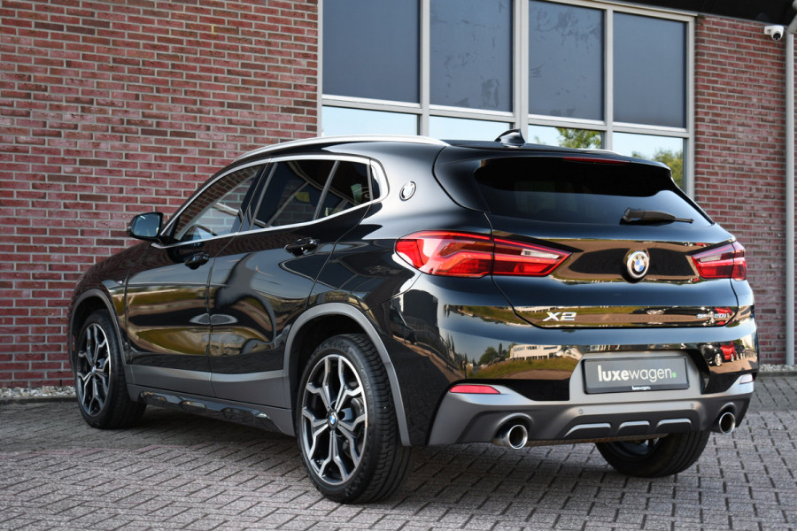 BMW X2 sDrive20i 192pk M-Sport X Pano HUD 19inch Adp-LED El-Klep