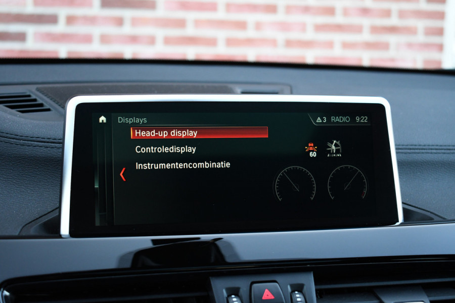 BMW X2 sDrive20i 192pk M-Sport X Pano HUD 19inch Adp-LED El-Klep