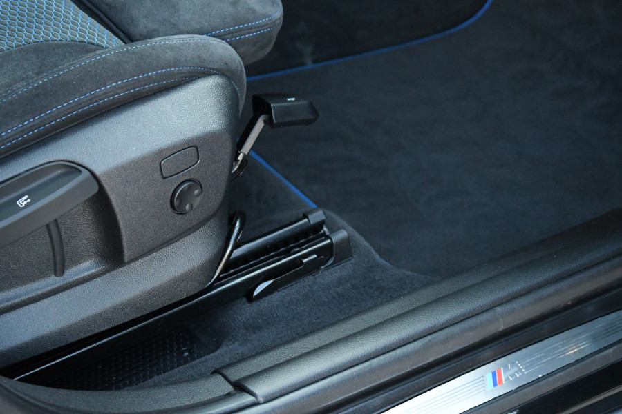 BMW X2 sDrive20i 192pk M-Sport X Pano HUD 19inch Adp-LED El-Klep