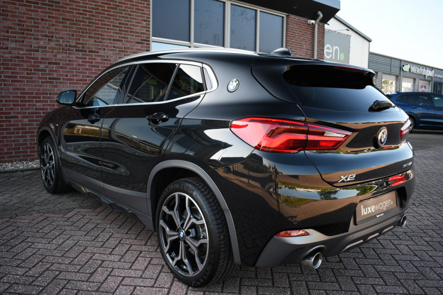 BMW X2 sDrive20i 192pk M-Sport X Pano HUD 19inch Adp-LED El-Klep