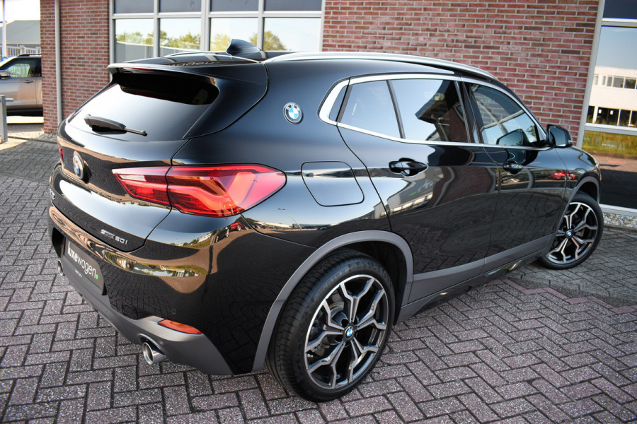 BMW X2 sDrive20i 192pk M-Sport X Pano HUD 19inch Adp-LED El-Klep