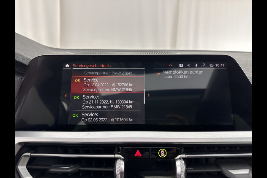 BMW 3-serie 320i Executive Edition Sport-Line Aut. *PANO | LEATHER-MICROFIBRE | FULL-LED | DIGI-COCKPIT | SPORT-SEATS | HIFI-SOUND | NAVI-FULLMAP | AMBIENT-LIGHT | ECC | CARPLAY | DAB | PDC | CRUISE | 17''ALU*