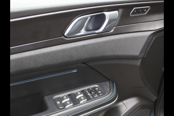 Lynk & Co 01 1.5 12 X OP VOORRAAD V.A. 40.000 KM | CARPLAY | 360CAMERA | DAB | PANODAK | LED | STOELVERW | ADAPCRUISE | WIFI |