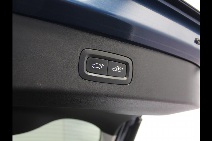 Lynk & Co 01 1.5 12 X OP VOORRAAD V.A. 40.000 KM | CARPLAY | 360CAMERA | DAB | PANODAK | LED | STOELVERW | ADAPCRUISE | WIFI |