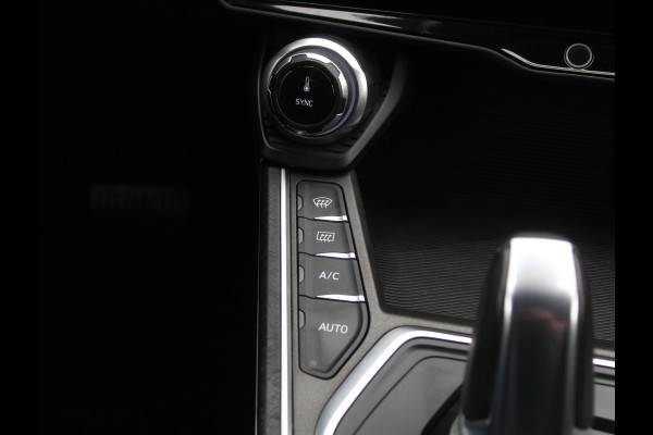 Lynk & Co 01 1.5 12 X OP VOORRAAD V.A. 40.000 KM | CARPLAY | 360CAMERA | DAB | PANODAK | LED | STOELVERW | ADAPCRUISE | WIFI |