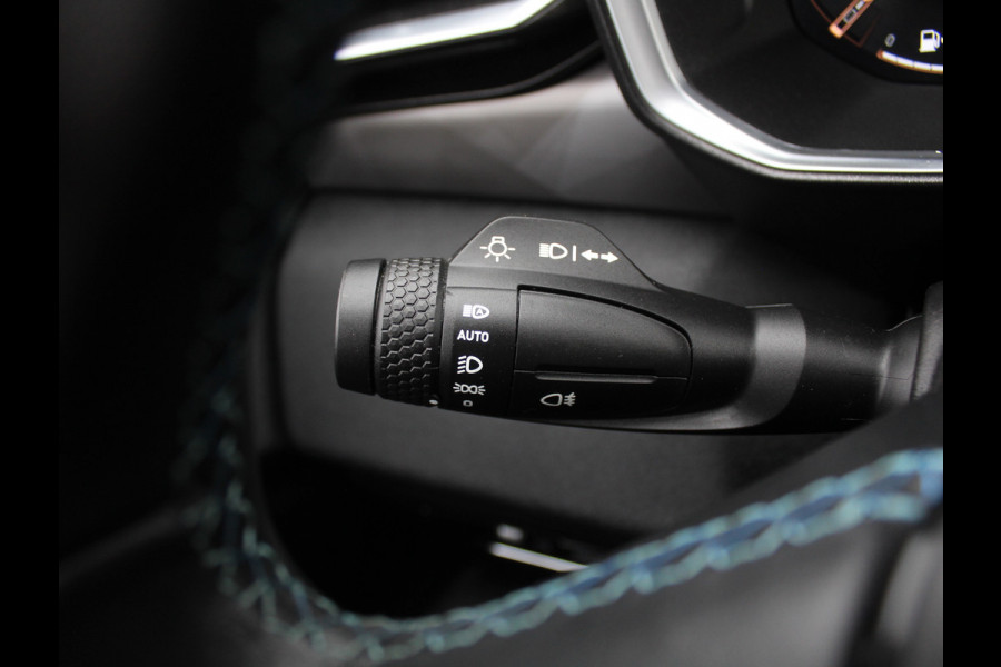 Lynk & Co 01 1.5 12 X OP VOORRAAD V.A. 40.000 KM | CARPLAY | 360CAMERA | DAB | PANODAK | LED | STOELVERW | ADAPCRUISE | WIFI |