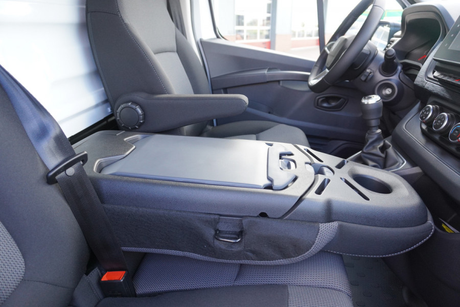 Renault Trafic 2.0 Blue dC1 150PK T30 L2H1 Airco | Cruise | Navi | Camera